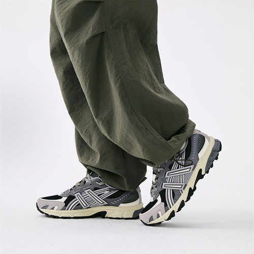 ASICSGEL-SonomaTR62跑步鞋