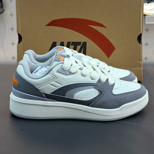 安踏2025冬季4克拉丨低帮板鞋男子低帮休闲鞋经典运动鞋112548075