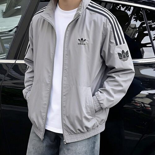 adidas三叶草防晒透气情侣夹克