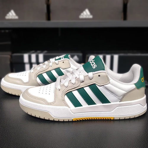 阿迪达斯轻便百搭休闲鞋假一罚十