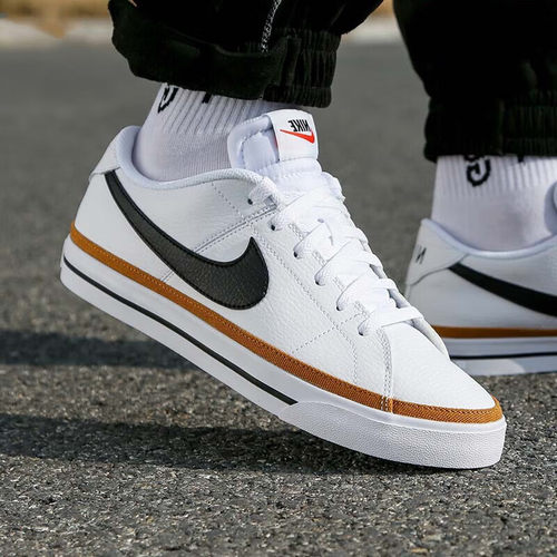 耐克百搭透气时尚经典低帮休闲鞋