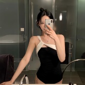 女款 泳衣女2025年新款 爆款 性感连体遮肚显瘦情侣海边泡温泉高级感