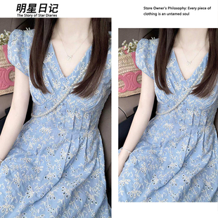 明星日记桔梗法式蓝色连衣裙女2025夏季新款小众收腰显瘦中长裙