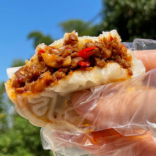 浙江衢州特产龙游白酱粿清明粿糯米粿酱香饼辣味传统手工小吃特色