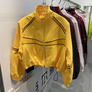 设计感辣妹立领撞色网眼拼接冲锋衣短外套女漂亮减龄宽松夹克上衣