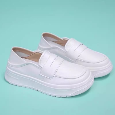 护士鞋女软底透气不累脚防滑白鞋