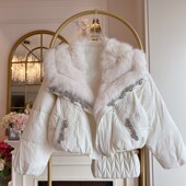 新款 重工镶钻羽绒服外套女装 2024年冬季 大毛领翻领白鸭绒棉服棉袄