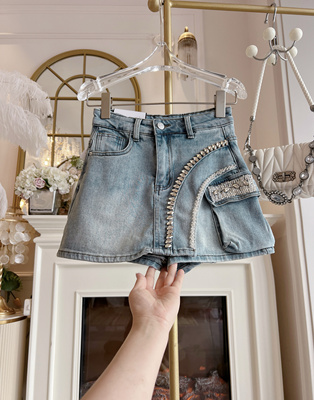 2025年夏季高腰显瘦不规则复古牛仔短裤重工镶钻气质半身裙裤裙女