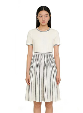 SF系列-女式针织短袖连衣裙经典条纹百褶裙显瘦SF157