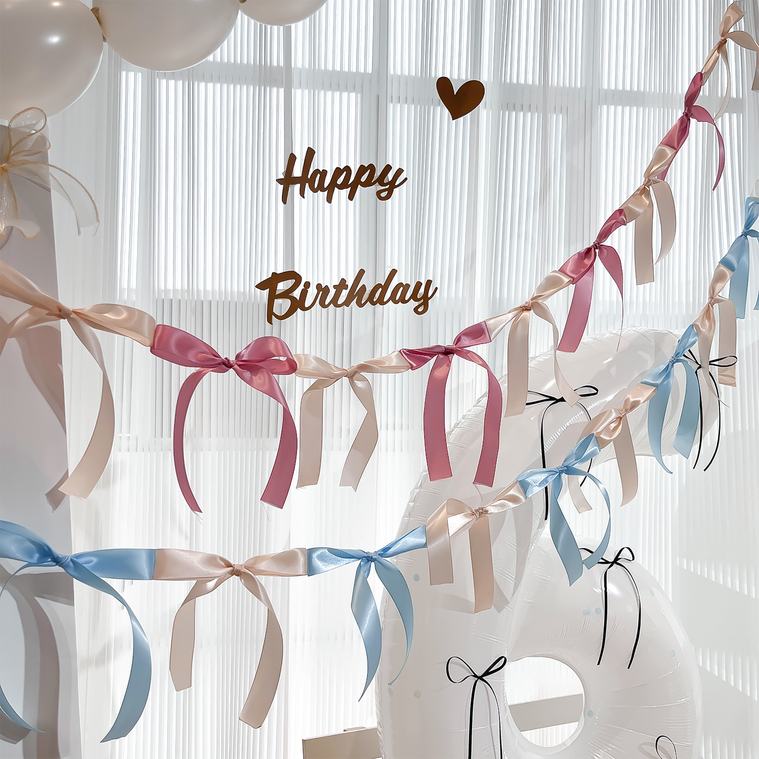 ins房间布置丝带蝴蝶结拉旗拉花