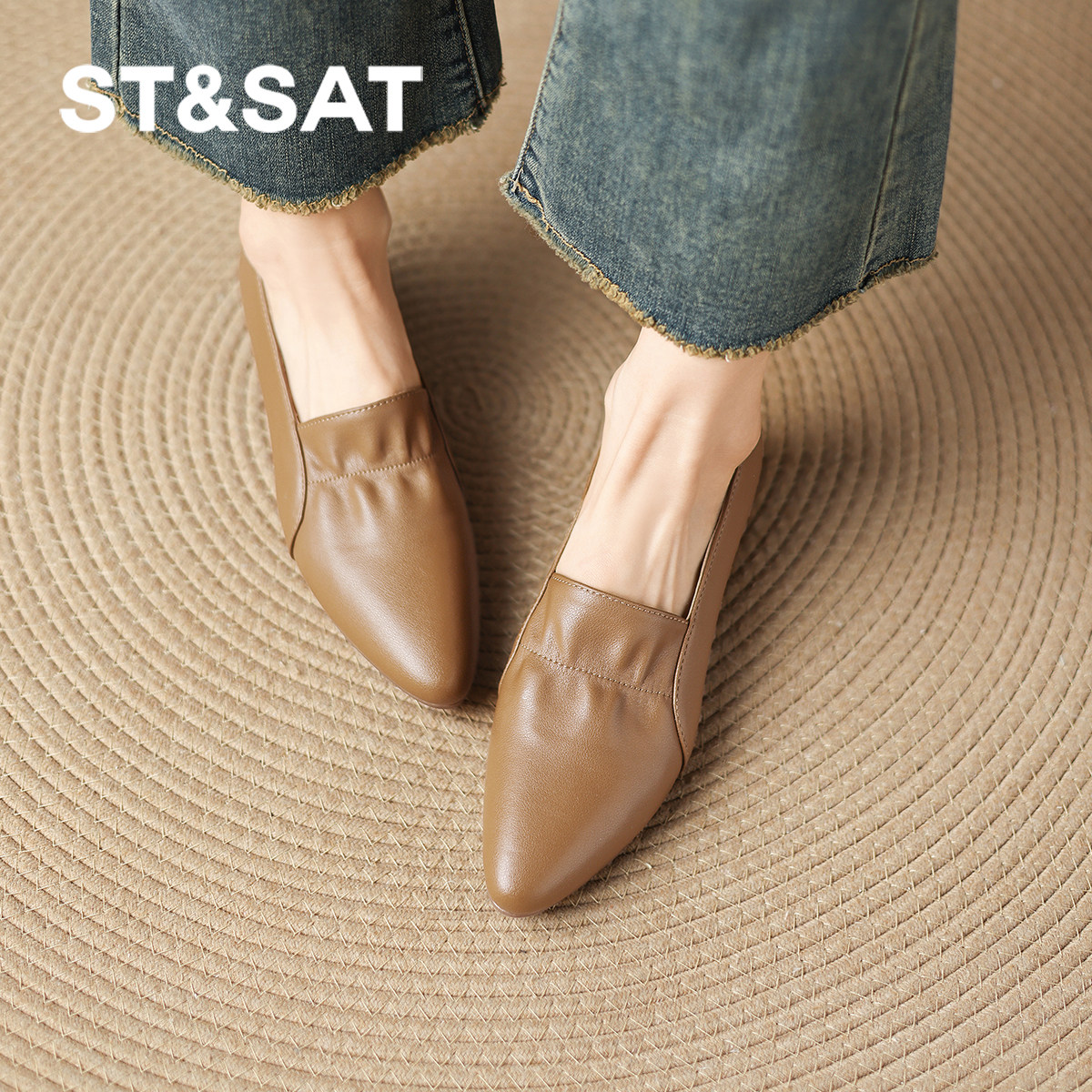 星期六棕色乐福鞋女款新款春季尖头浅口单鞋一脚蹬通勤小皮鞋