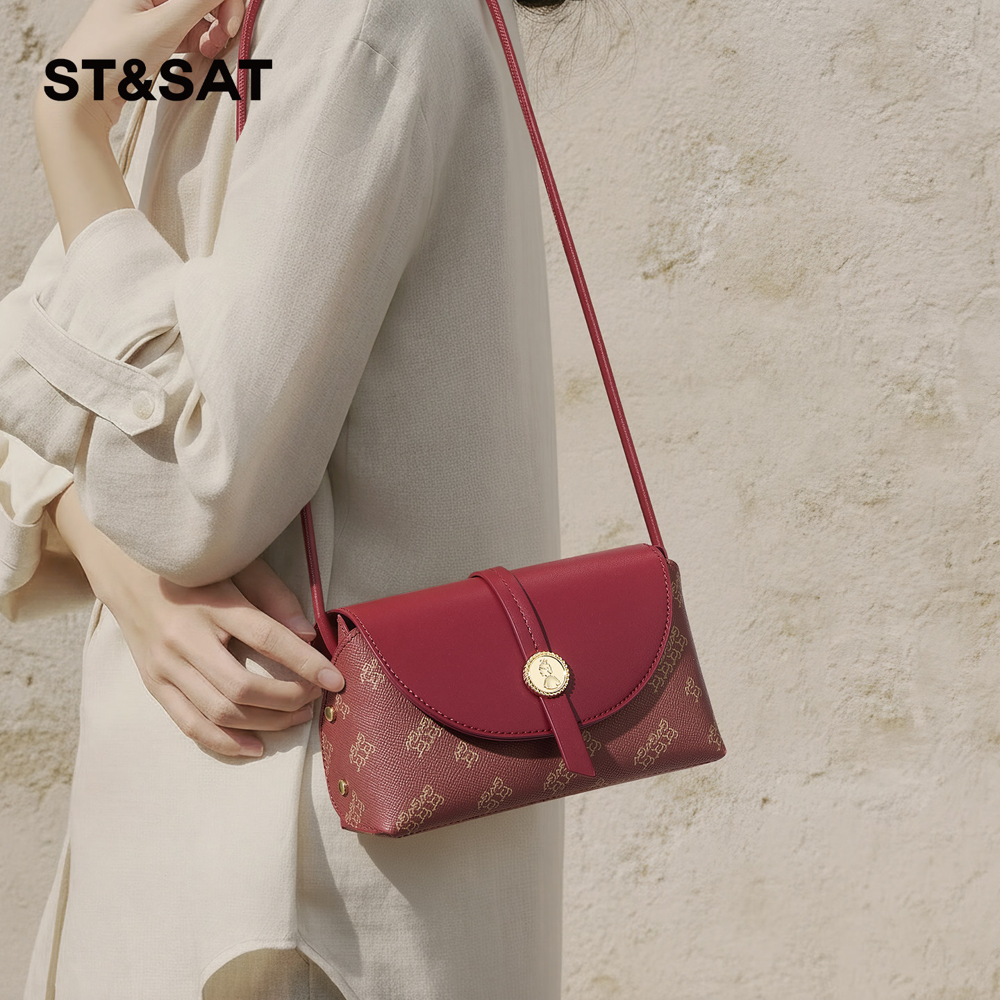 星期六斜挎小包手机包2026新款马年新年礼物红色包包高级日常通勤