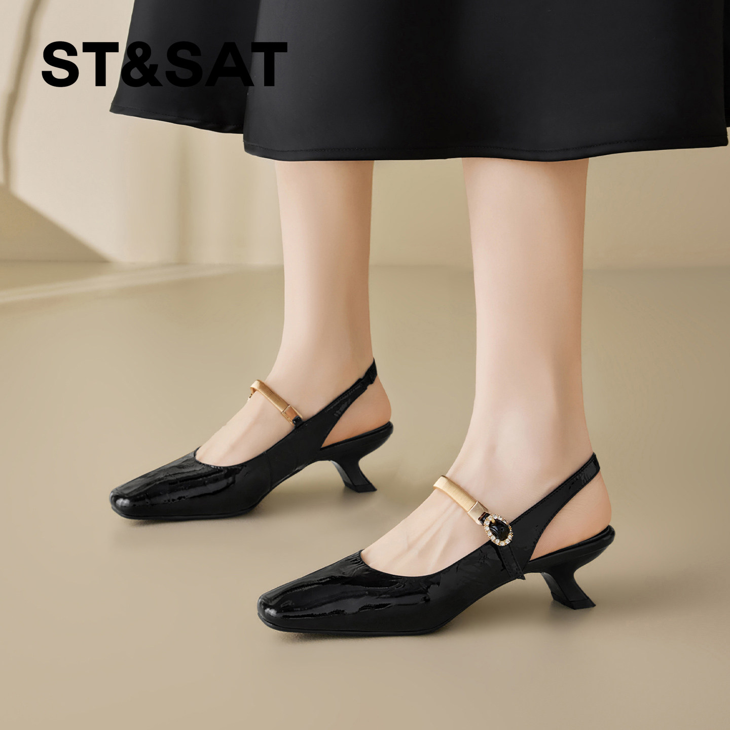 星期六通勤风真皮包头凉鞋女2026夏季新款中后空粗跟不累脚高跟鞋