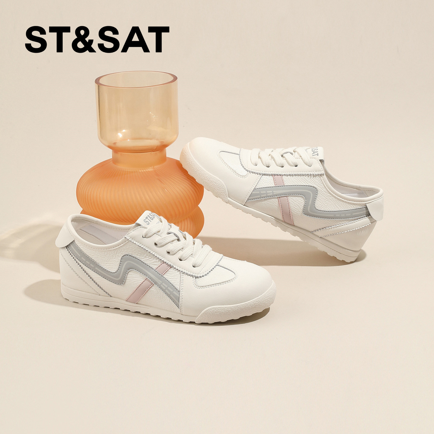 星期六巨好看阿甘德训鞋女款2026新款春季软底轻便运动板鞋小白鞋,女鞋,德训鞋,淘宝优惠券,粉丝福利购,淘宝优惠卷