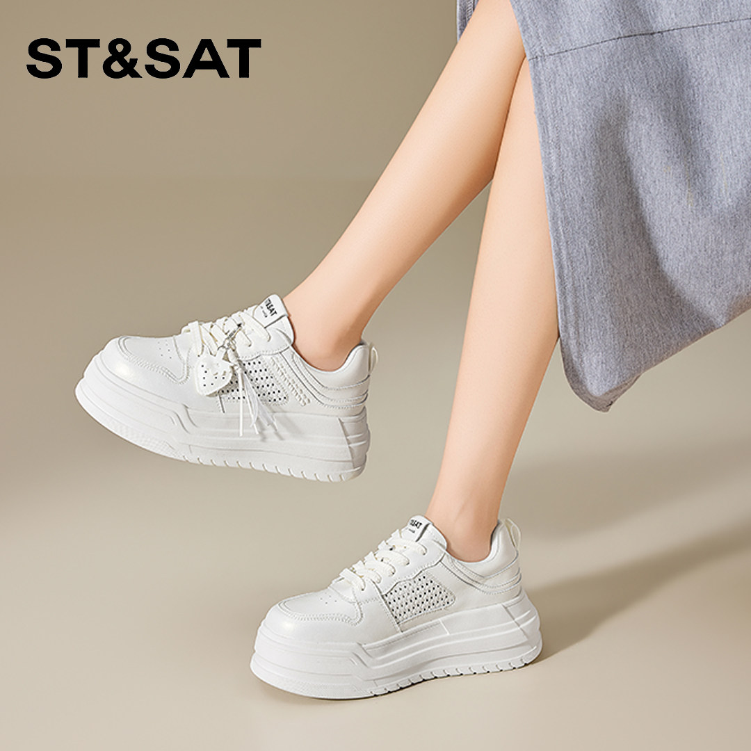 星期六厚底小白鞋女款2026年夏季新款超火不累脚圆头时尚休闲鞋子