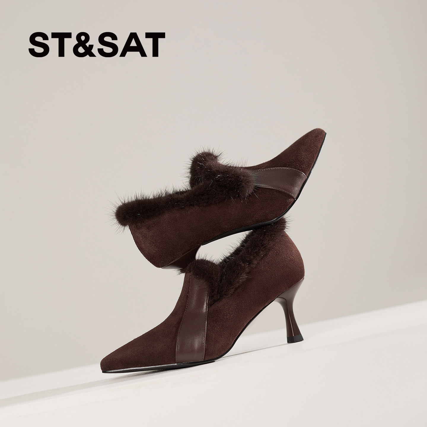 星期六气质优雅风秋冬毛绒尖头深口单鞋女中跟高跟鞋拼接设计女鞋,女鞋,深口单鞋,淘宝优惠券,粉丝福利购,淘宝优惠卷