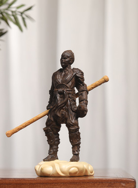 工厂直销皮黑木悟空摆件创意实木雕刻黑悟空家居桌面摆饰悟空