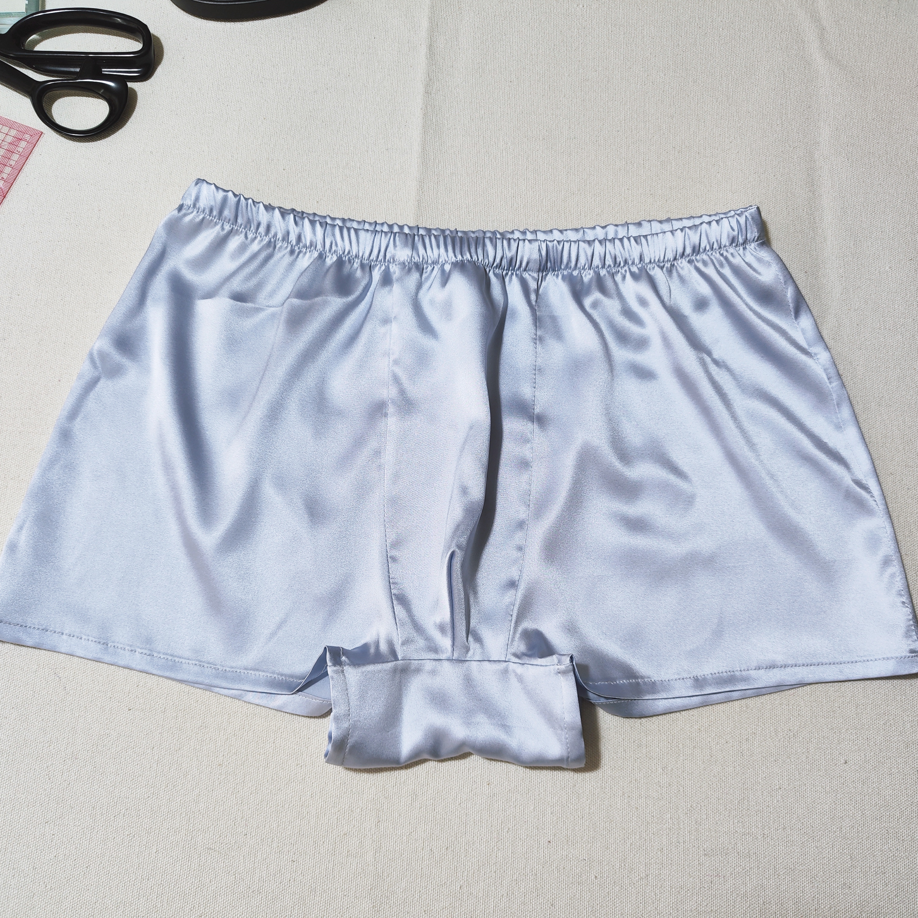 手工无侧缝真丝男士缎面平角内裤男生节日礼物透气宽松平四角内裤,女士内衣/男士内衣/家居服,男平角内裤,淘宝优惠券,粉丝福利购,淘宝优惠卷