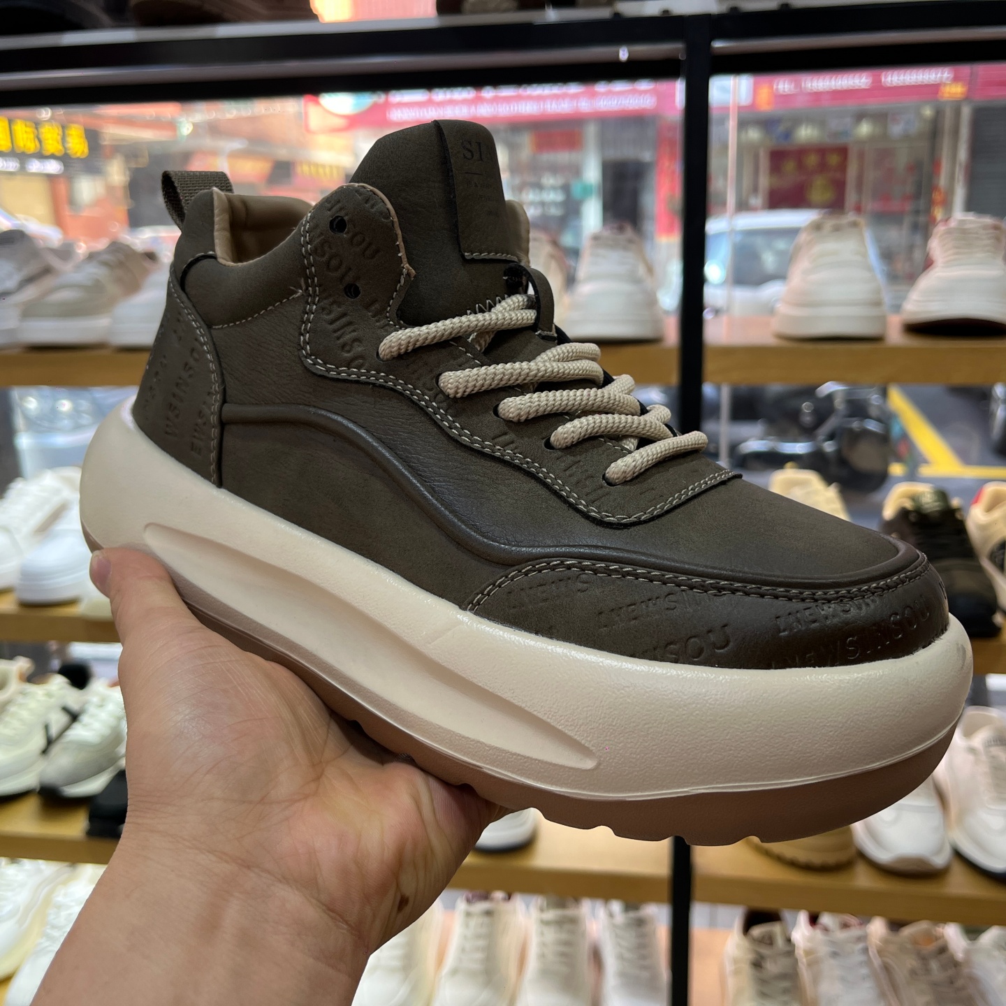 捡漏实体店230+撤柜秋冬季厚底男士老爹鞋轻便时尚百搭运动休闲鞋