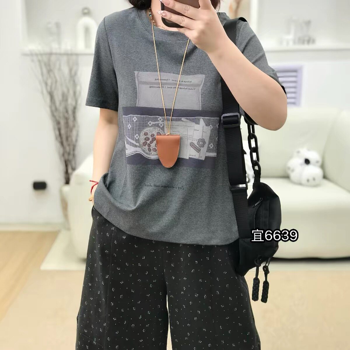 胖妹女生刚需上衣宽松短袖女大码