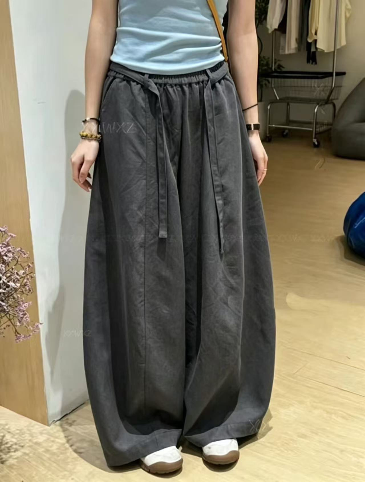 早秋新款2026韩版时尚百搭高腰显瘦设计感宽松弯刀裤个性休闲裤