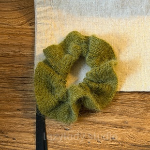 秋冬显白绿色针织毛线针织钩针荷叶边发圈 温柔复古头花发饰女