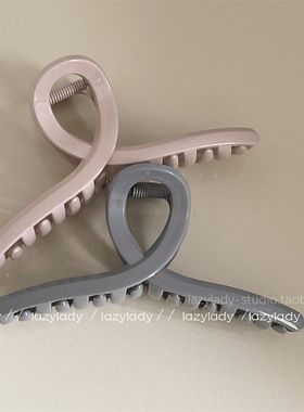 适合发量多 藕粉 蓝灰色鲨鱼夹 基础简约经典款的洋气颜色抓夹女