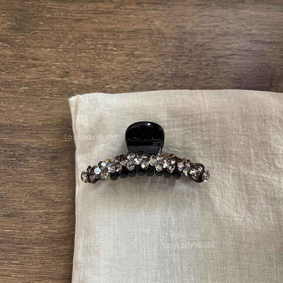 小号精致捷克钻抓夹 半扎发鲨鱼夹轻奢品质发抓气质简约水钻发卡,饰品/流行首饰/时尚饰品新,发饰,淘宝优惠券,粉丝福利购,淘宝优惠卷