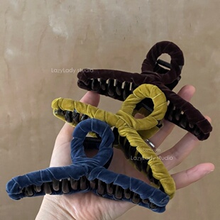 丝绒轻便鲨鱼夹 大号 抓 紧 后脑勺盘发抓夹发饰女 发量多也可