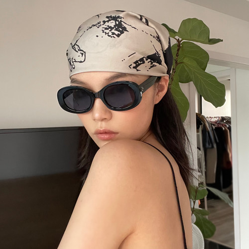 404的店SamaYu粗边框椭圆形墨镜