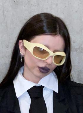 404的店小众品牌NEWB家异型未来风墨镜凹造型ins网红同款太阳眼镜