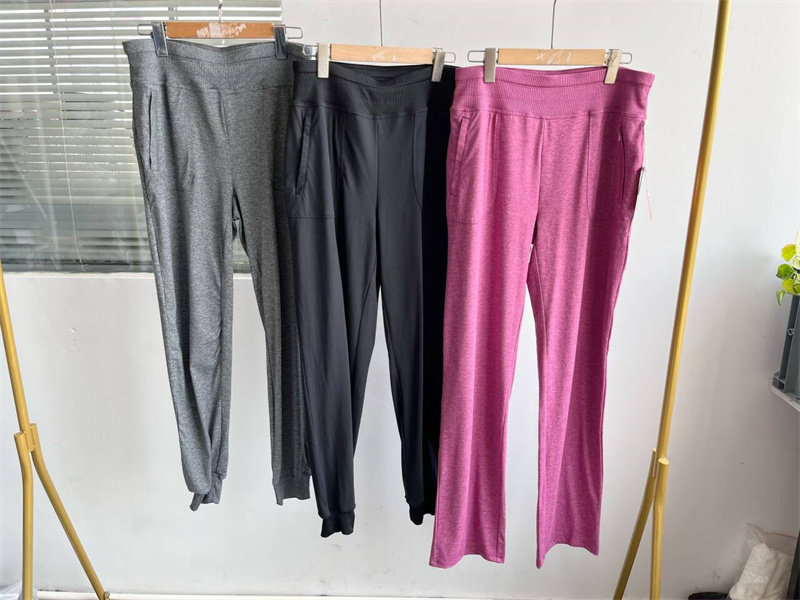 微瑕休闲卫裤春秋跑步显瘦运动裤简约时尚百搭潮流宽松健身长裤C4