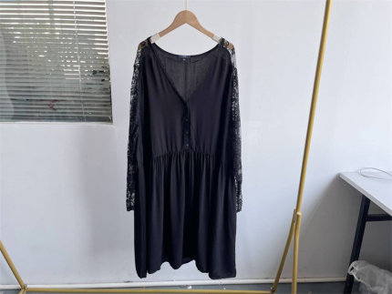 微瑕大码女装春夏甜美蕾丝拼接垂顺飘逸修身显瘦长袖连衣裙时尚C7