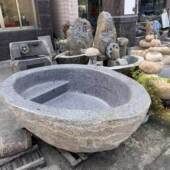 石雕浴池黑山石泡池青石浴盆水池室外酒店浴缸民宿景观一体石浴盆