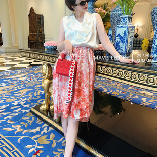 D10R系优雅胭脂红混色中款 春色渐欲迷人眼 半身裙 LEUNG MAVIS