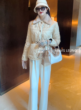 MAVIS LEUNG 冬季拿铁 可拆卸毛毛领撞色边刺绣臂章收腰宽松棉服