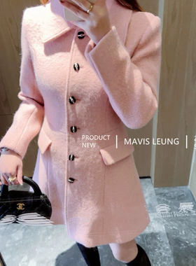 MAVIS LEUNG 梦幻序曲 财阀千金感奶油粉进口羊毛呢翻领裙摆大衣