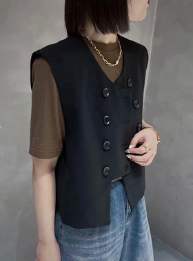 2025新品小众设计通勤双排扣纯色百搭小心机马甲女显瘦潮搭
