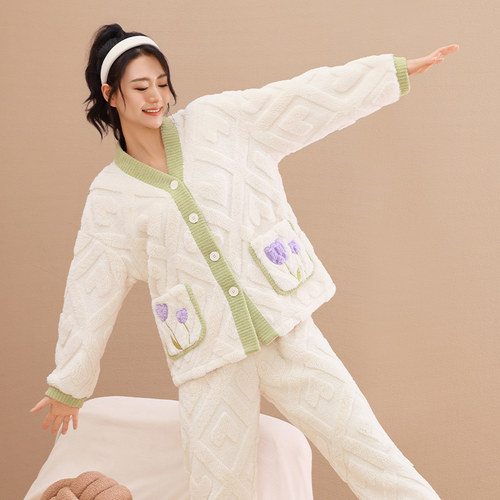 好波女士珊瑚绒家居服