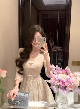 JustQin芭蕾仙子2025秋装气质短裙收腰蕾丝边性感连衣裙女