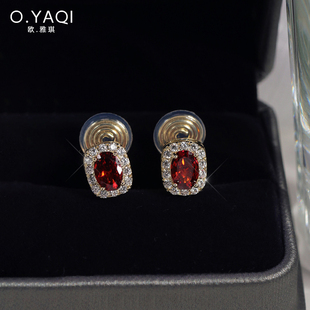 红色闪锆方形无耳洞耳夹微镶几何蚊香盘气质高级感耳钉女耳饰