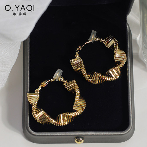 欧美风金属质感扭曲大圈无洞耳夹