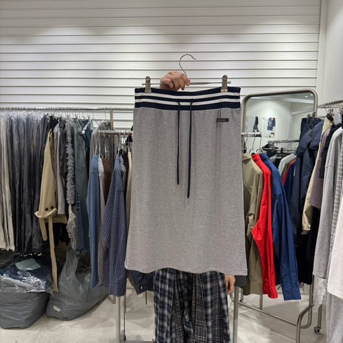 bricklane Amy韩代 26fw 东大门 休闲抽绳 针织半身裙拼色条纹腰