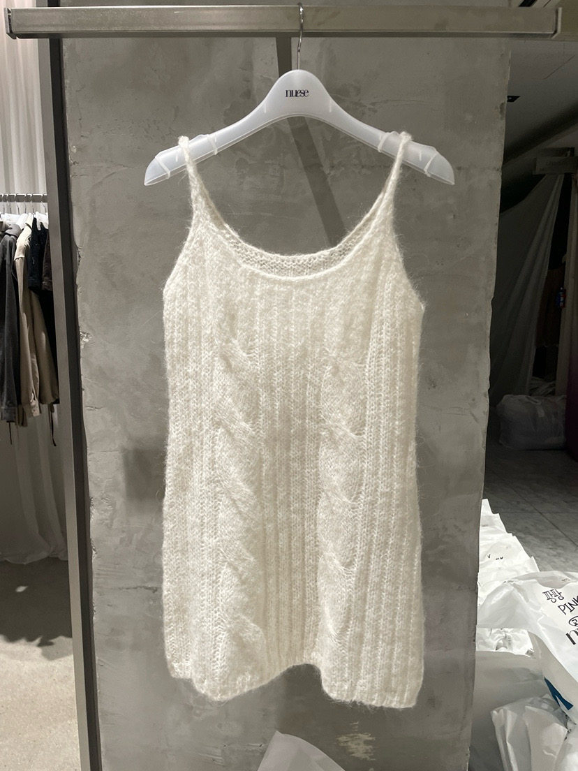 nuese Amy韩代 26fw 东大门 麻花辫 针织吊带连衣裙 洋气百搭