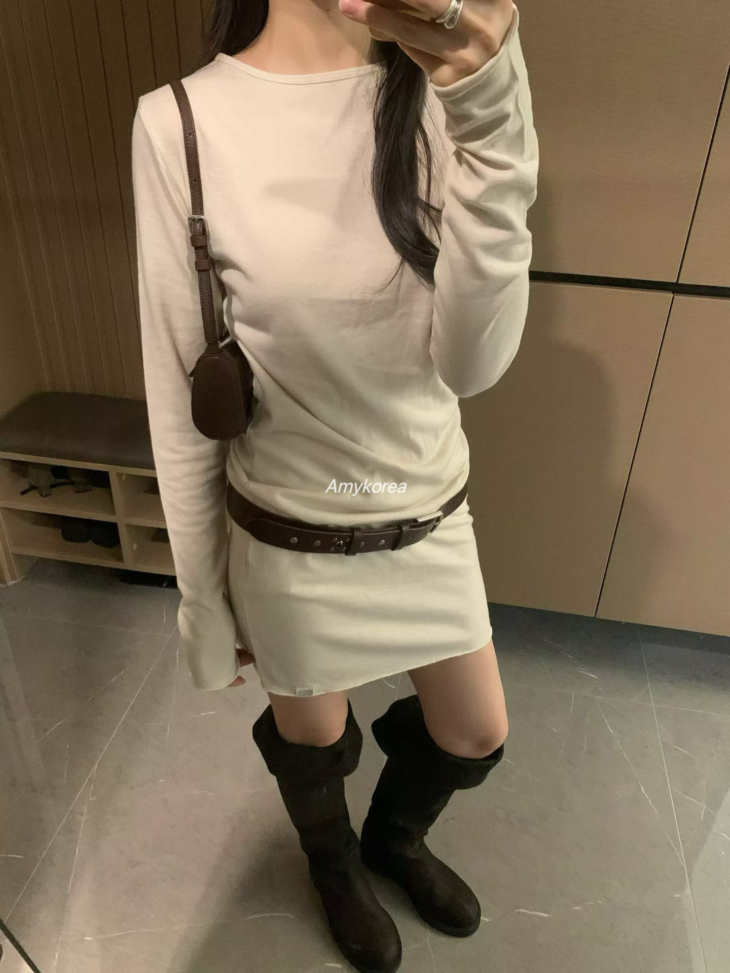 morethanyesterday Amy韩代 26fw 东大门 纯色长袖t恤 中长款百搭
