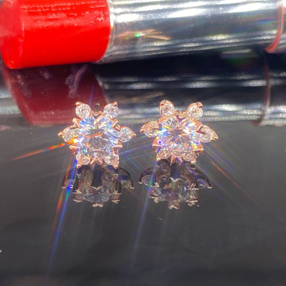 莫桑石进口d色可过笔au750玫瑰金六瓣樱花耳钉简约80分雪花耳环女