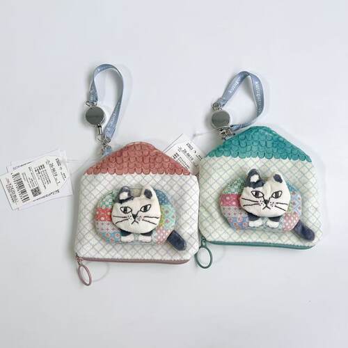 Kusuguru刺绣爬猫伸缩扣卡包