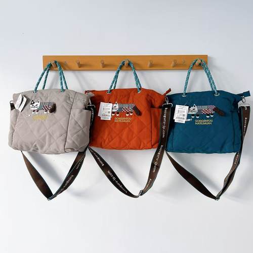 刺绣爬猫斜挎单肩手提包