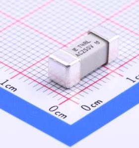 0465004.DR 一次性保险丝 250V贴片式保险丝