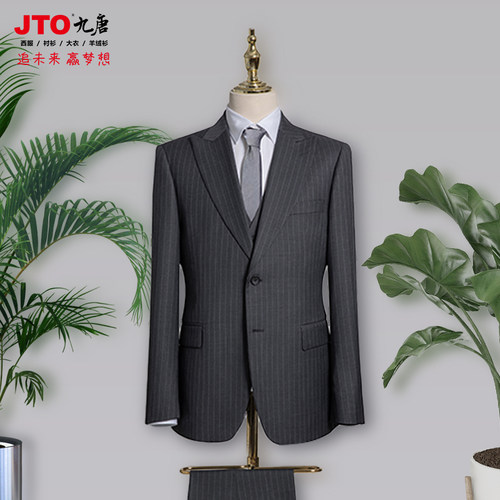 JTO灰色修身商务男西装